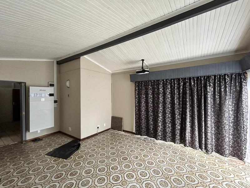 4 Bedroom Property for Sale in Selcourt Gauteng