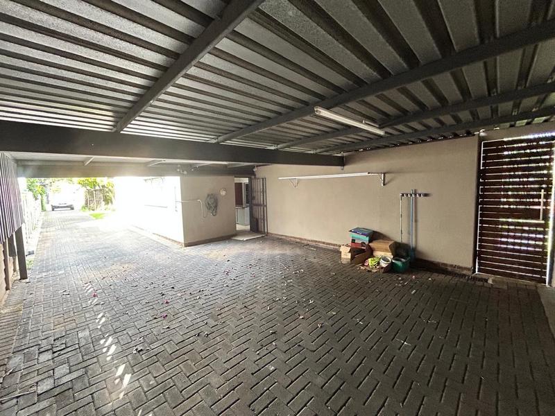 4 Bedroom Property for Sale in Selcourt Gauteng