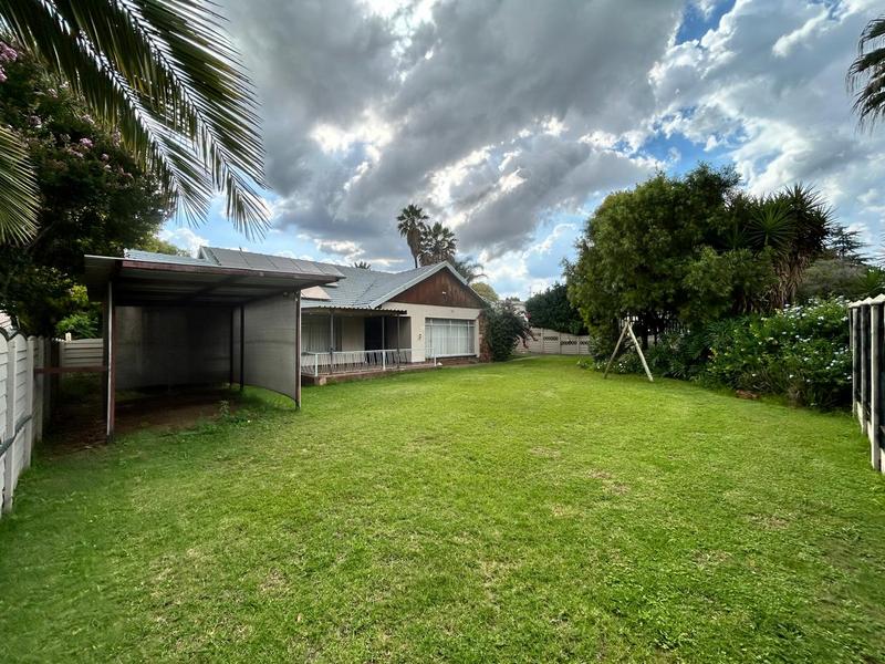 4 Bedroom Property for Sale in Selcourt Gauteng