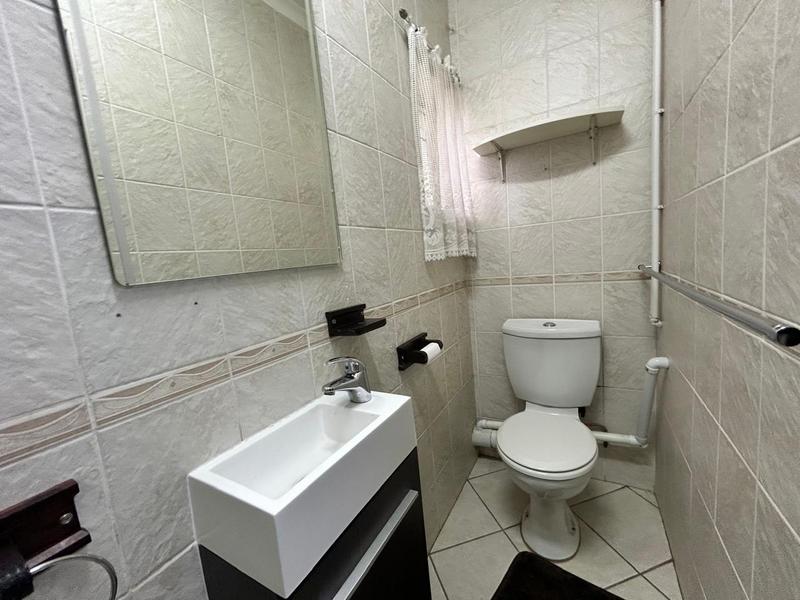 4 Bedroom Property for Sale in Selcourt Gauteng