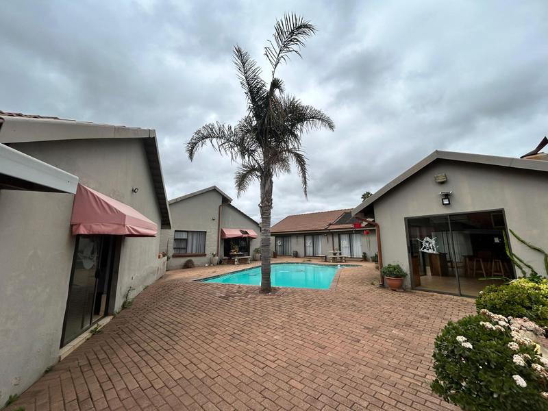 Commercial Property for Sale in Selcourt Gauteng