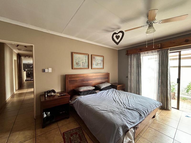 Commercial Property for Sale in Selcourt Gauteng