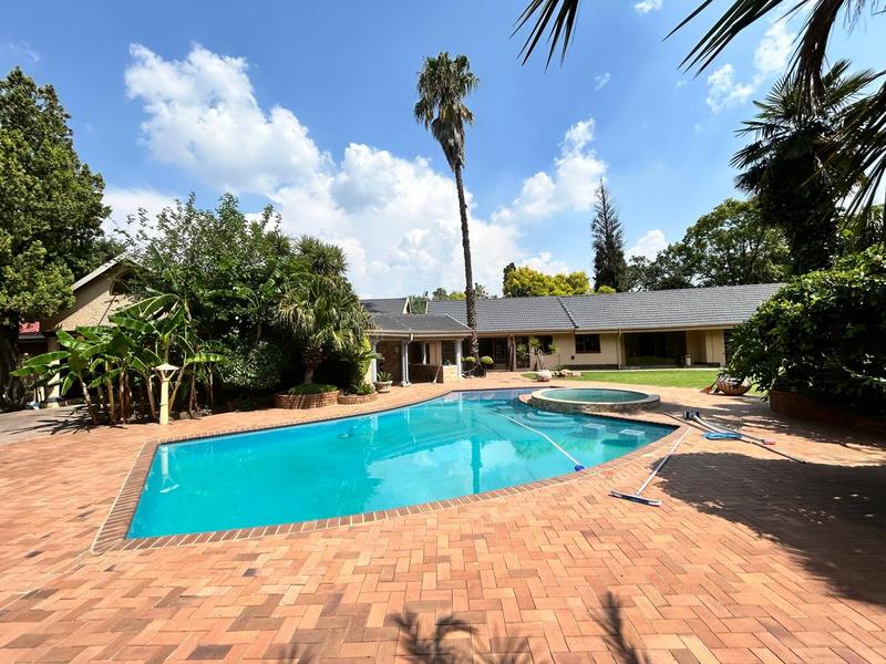 9 Bedroom Property for Sale in Selcourt Gauteng