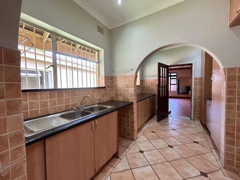 9 Bedroom Property for Sale in Selcourt Gauteng