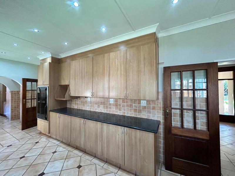 9 Bedroom Property for Sale in Selcourt Gauteng