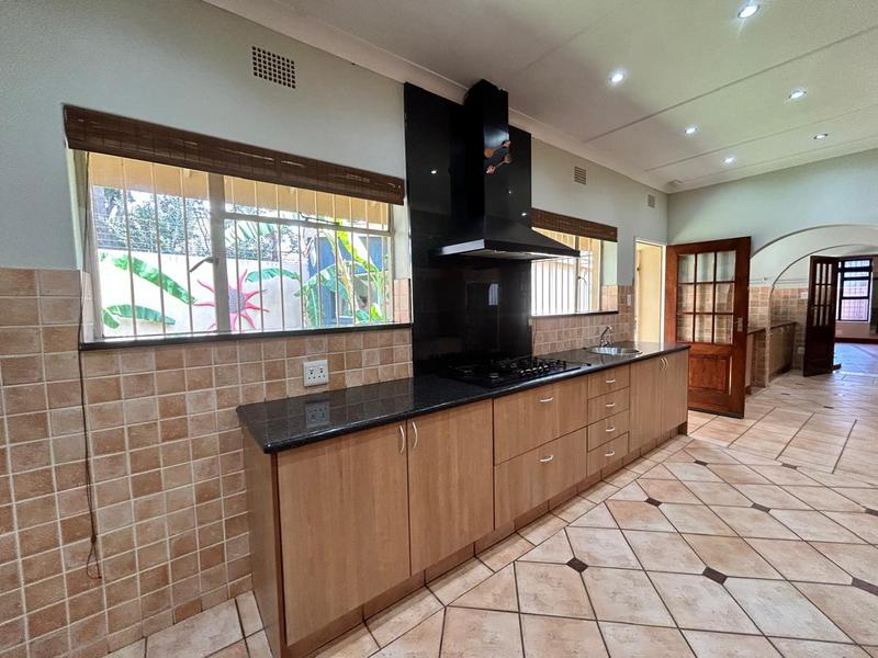 9 Bedroom Property for Sale in Selcourt Gauteng