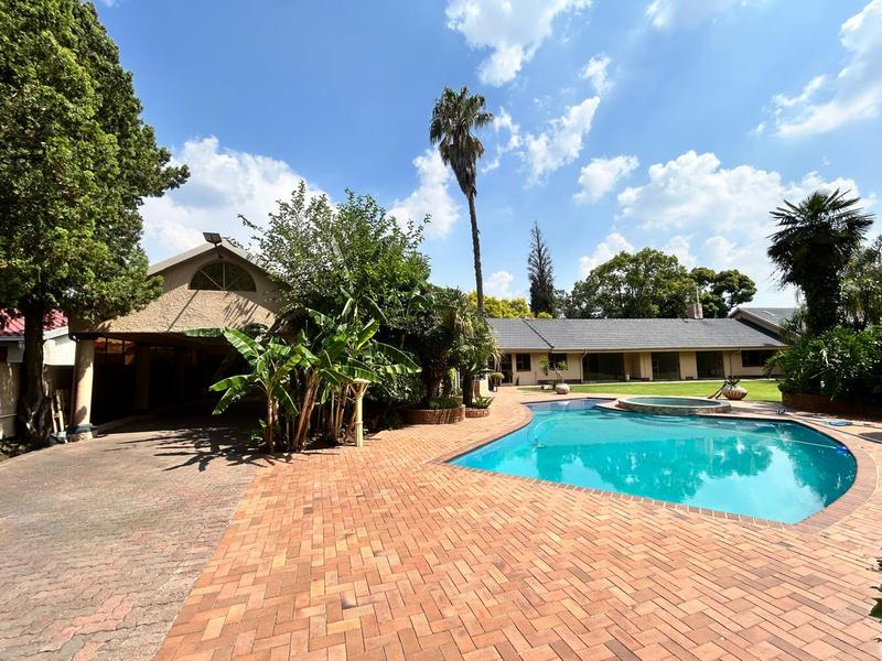 9 Bedroom Property for Sale in Selcourt Gauteng