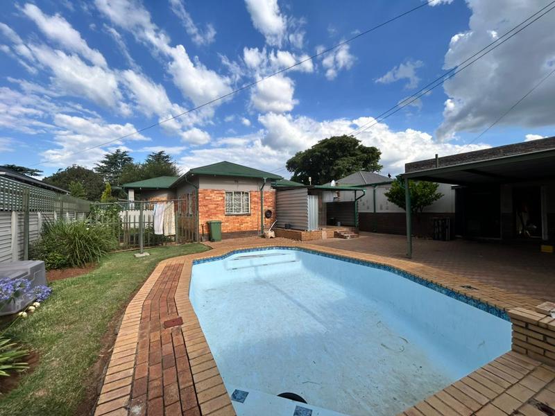 3 Bedroom Property for Sale in Selection Park Gauteng