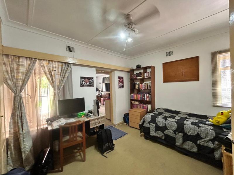 5 Bedroom Property for Sale in Selection Park Gauteng