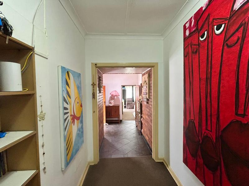 5 Bedroom Property for Sale in Selection Park Gauteng