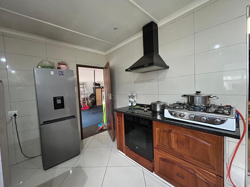 3 Bedroom Property for Sale in Strubenvale Gauteng