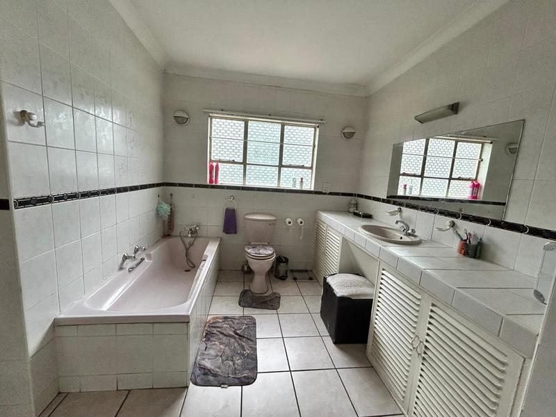 3 Bedroom Property for Sale in Strubenvale Gauteng