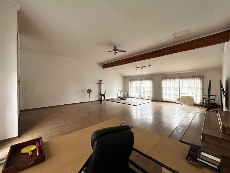 3 Bedroom Property for Sale in Strubenvale Gauteng