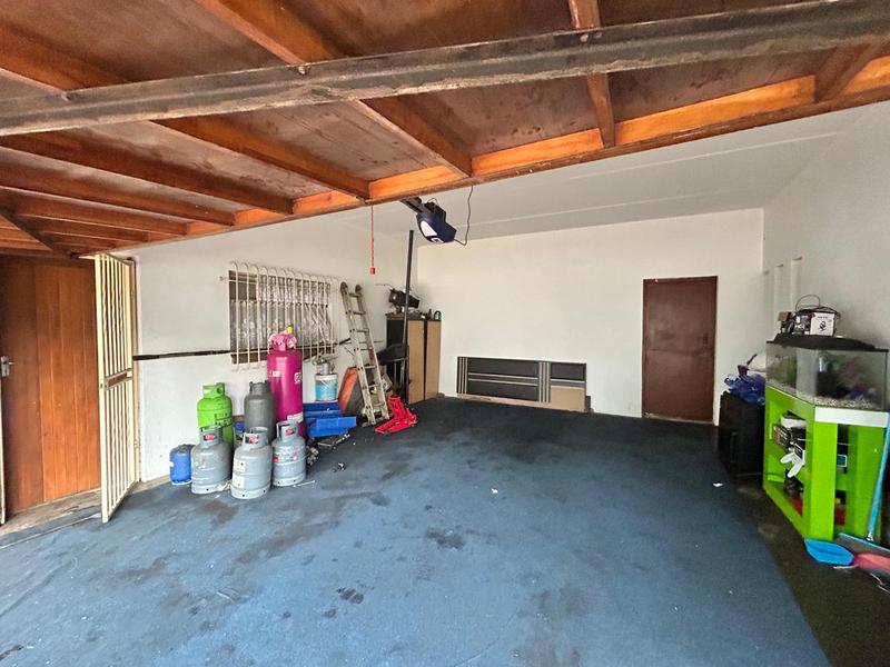 3 Bedroom Property for Sale in Strubenvale Gauteng