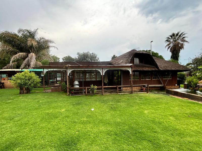 3 Bedroom Property for Sale in Strubenvale Gauteng