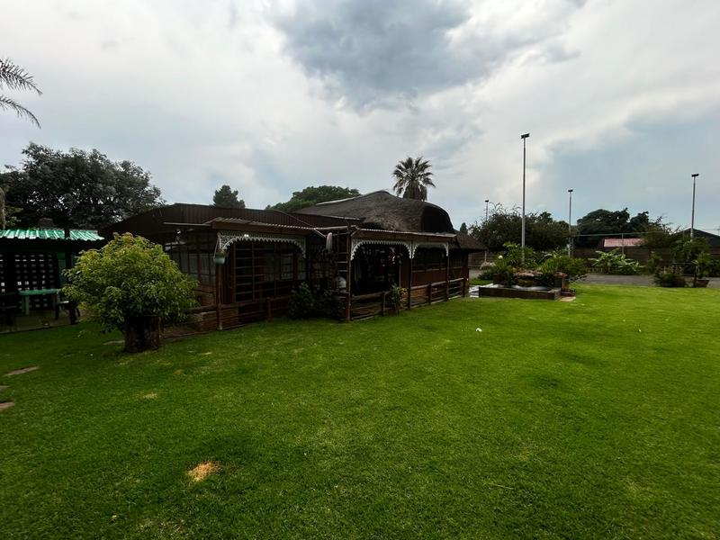 3 Bedroom Property for Sale in Strubenvale Gauteng