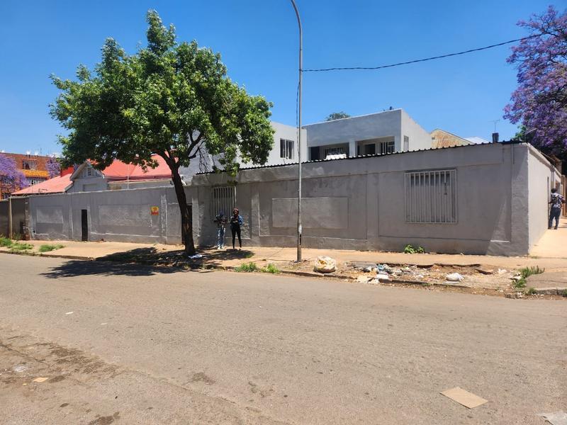 16 Bedroom Property for Sale in Bellevue Gauteng