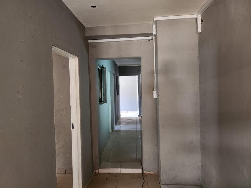 16 Bedroom Property for Sale in Bellevue Gauteng