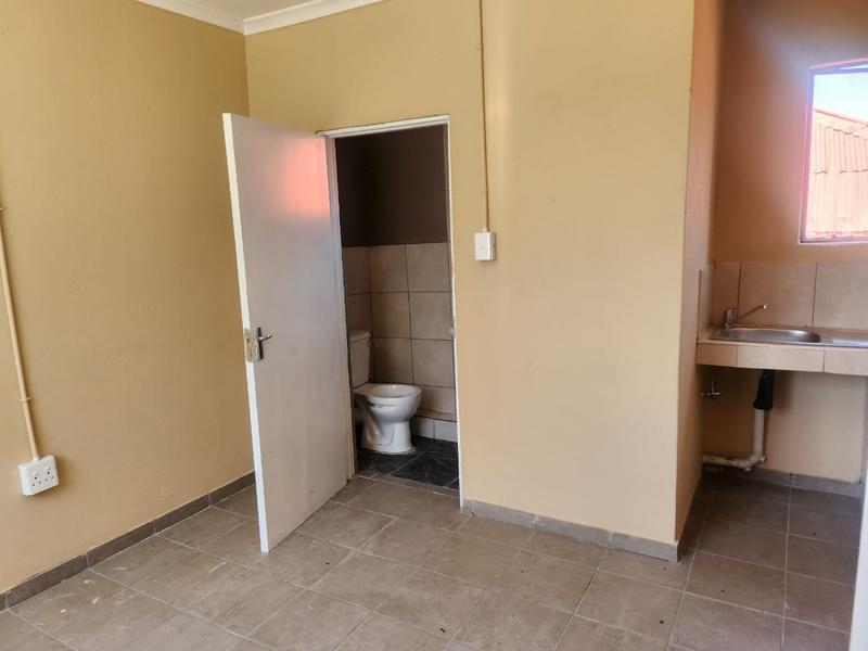 16 Bedroom Property for Sale in Bellevue Gauteng