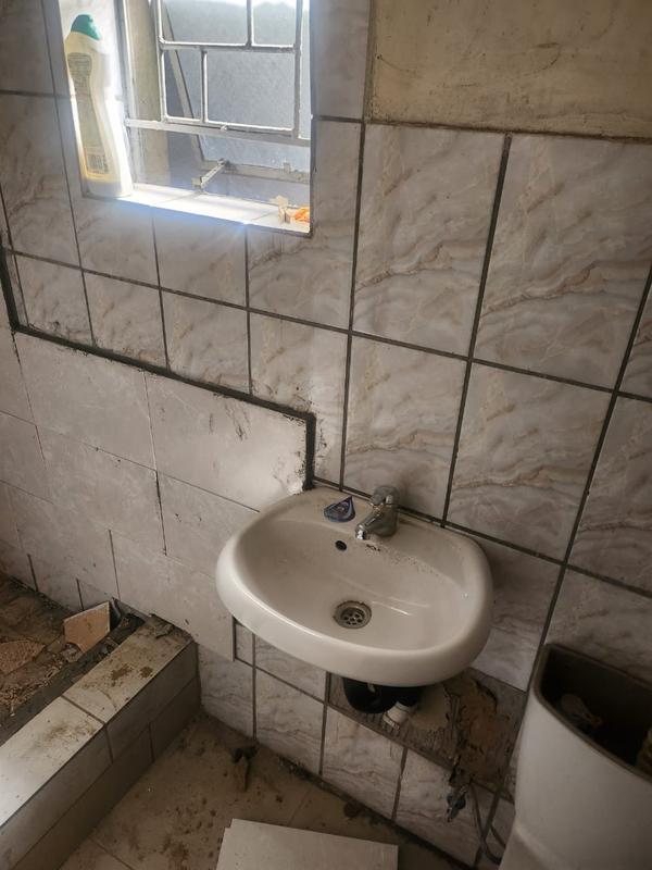 16 Bedroom Property for Sale in Bellevue Gauteng