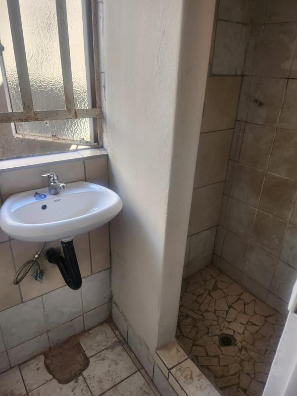 16 Bedroom Property for Sale in Bellevue Gauteng