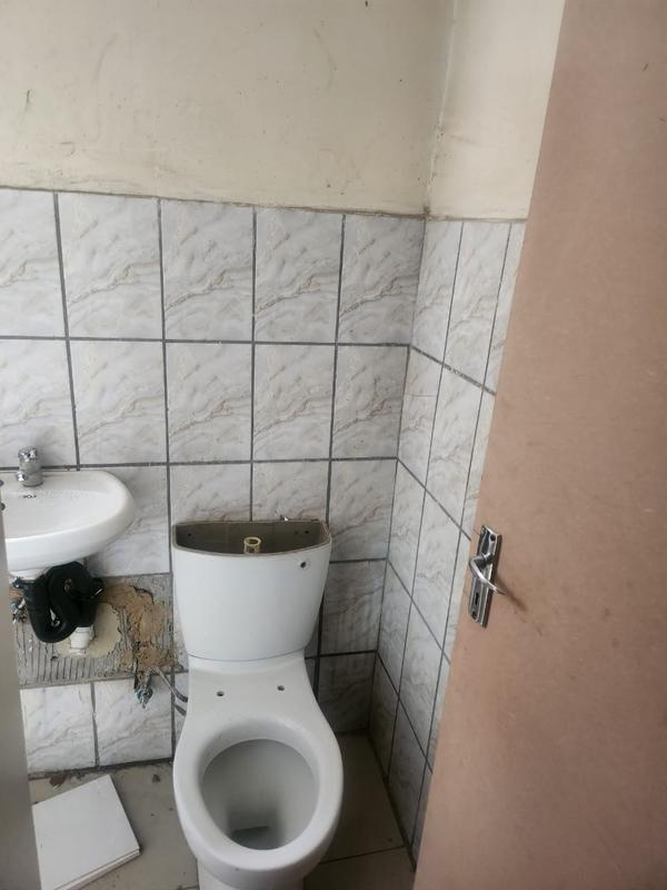 16 Bedroom Property for Sale in Bellevue Gauteng