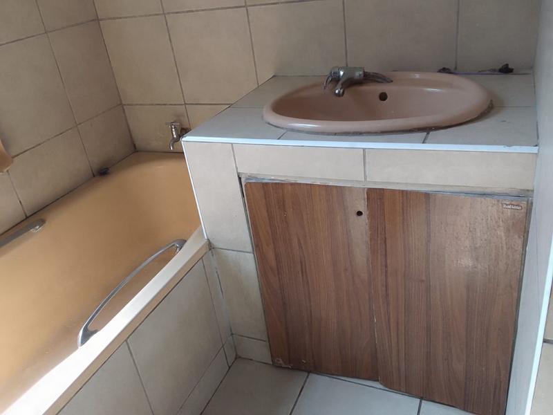 10 Bedroom Property for Sale in Berea Gauteng