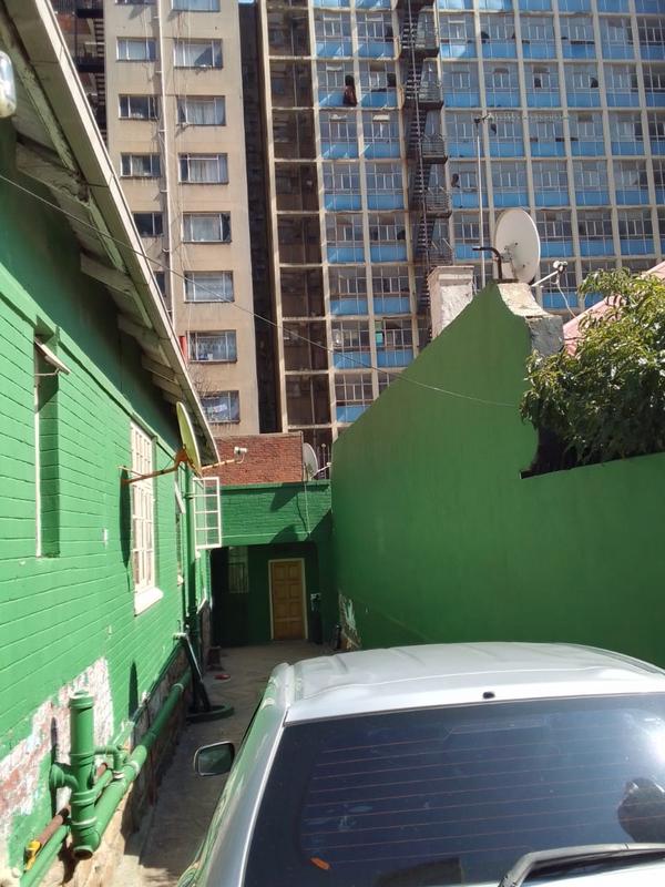 10 Bedroom Property for Sale in Berea Gauteng