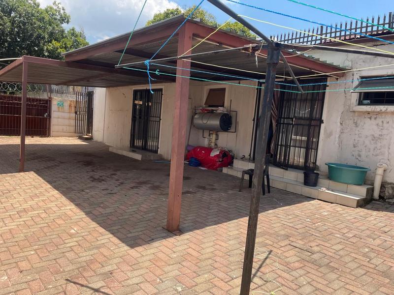 5 Bedroom Property for Sale in Brixton Gauteng