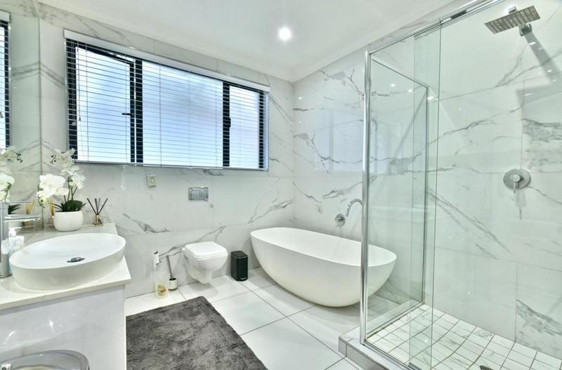 7 Bedroom Property for Sale in Glenvista Gauteng