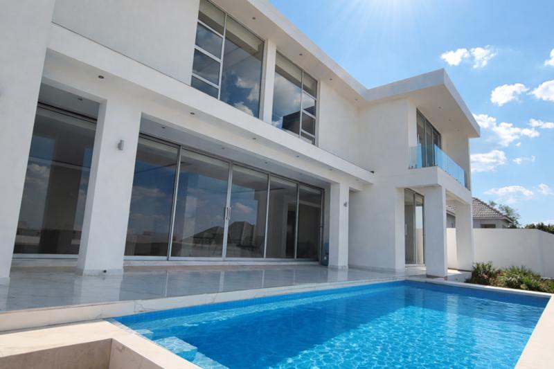 To Let 4 Bedroom Property for Rent in Waterkloof Heights Gauteng