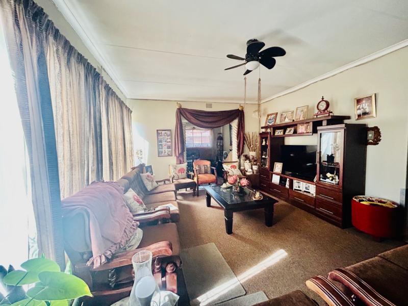 3 Bedroom Property for Sale in Vanderbijlpark CE 4 Gauteng