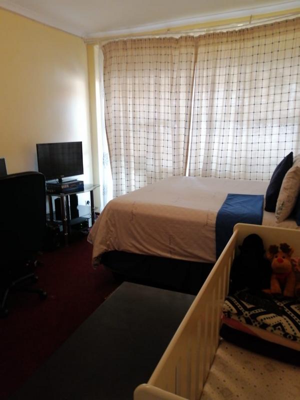 To Let 3 Bedroom Property for Rent in Florida Gauteng