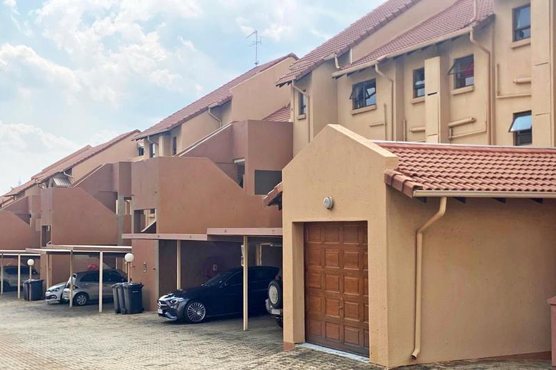 2 Bedroom Property for Sale in Bedfordview Gauteng