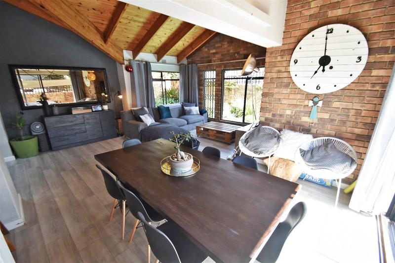 2 Bedroom Property for Sale in St Andrews Gauteng