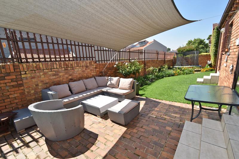 2 Bedroom Property for Sale in St Andrews Gauteng