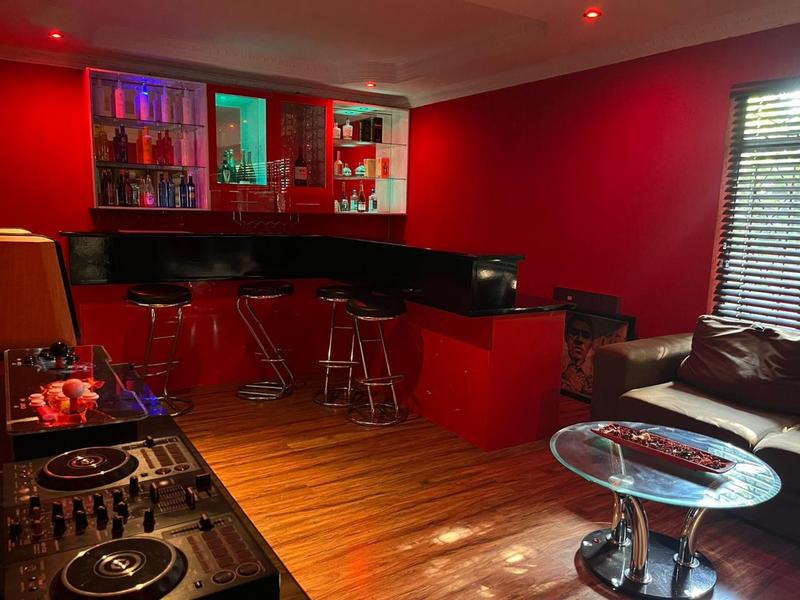 4 Bedroom Property for Sale in Arcon Park Gauteng