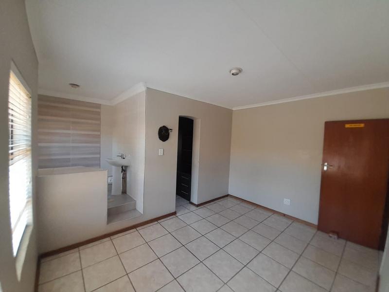 3 Bedroom Property for Sale in Chantelle Gauteng