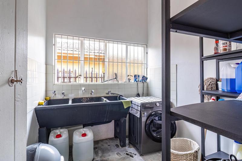 4 Bedroom Property for Sale in Symhurst Gauteng