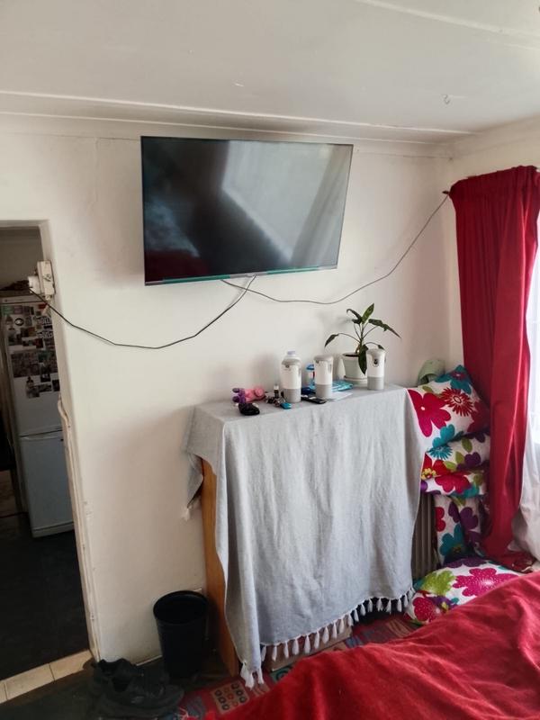 To Let 2 Bedroom Property for Rent in Lambton Gauteng