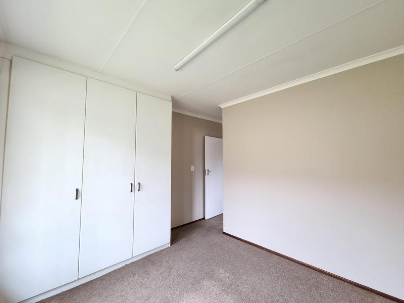 2 Bedroom Property for Sale in Ruimsig Gauteng