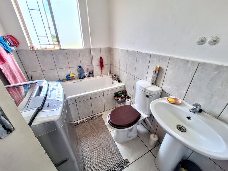 2 Bedroom Property for Sale in The Orchards Gauteng