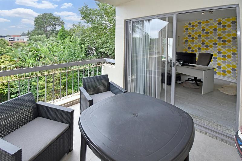 To Let 1 Bedroom Property for Rent in Sandhurst Gauteng