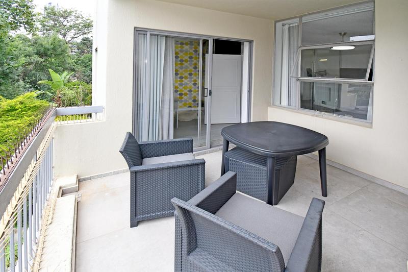 To Let 1 Bedroom Property for Rent in Sandhurst Gauteng