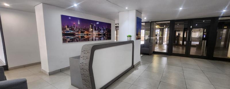 To Let 2 Bedroom Property for Rent in Bedfordview Gauteng