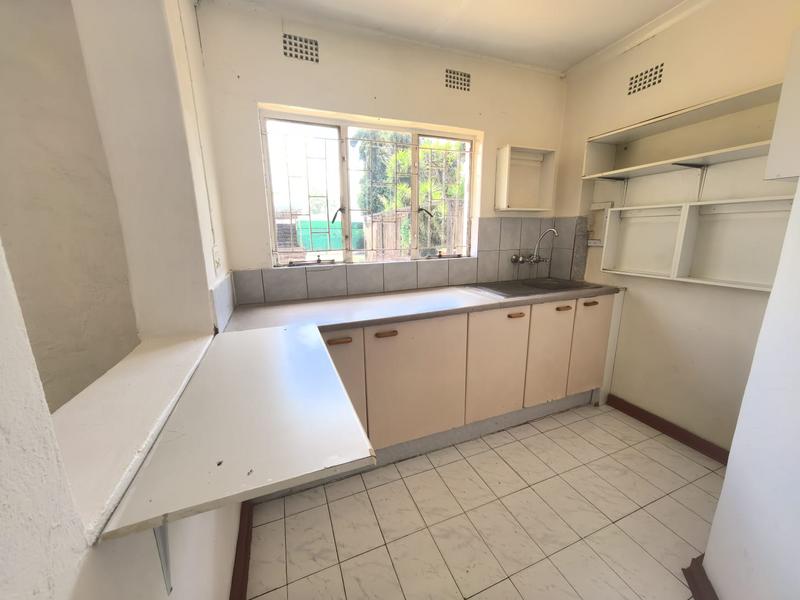 To Let 1 Bedroom Property for Rent in Edenvale Gauteng