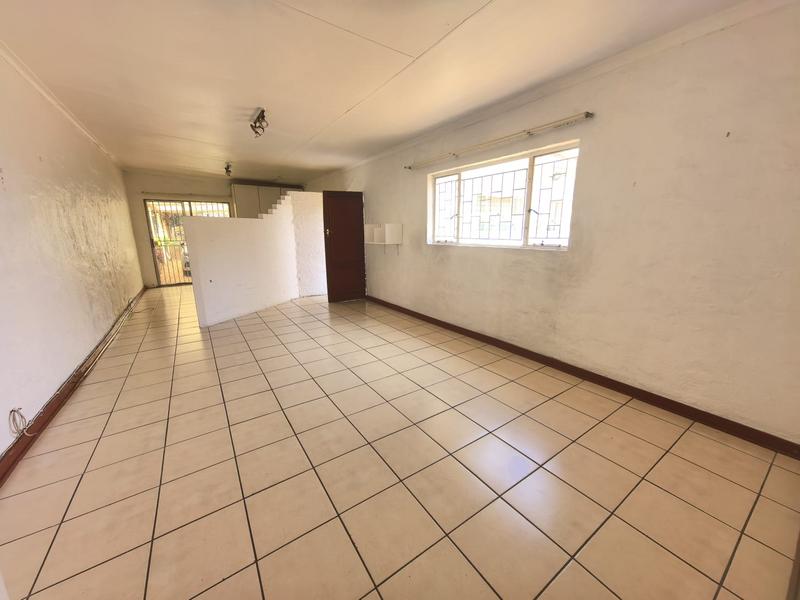 To Let 1 Bedroom Property for Rent in Edenvale Gauteng