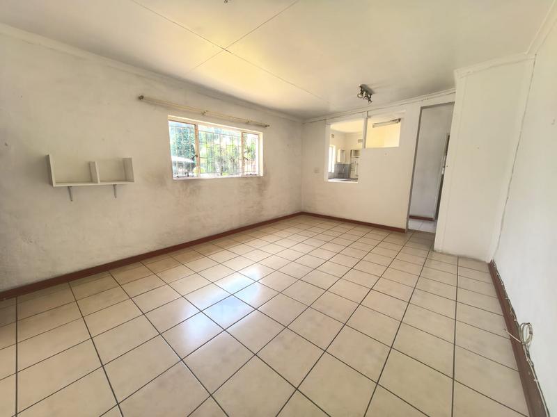 To Let 1 Bedroom Property for Rent in Edenvale Gauteng