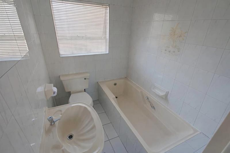 3 Bedroom Property for Sale in Raceview Gauteng