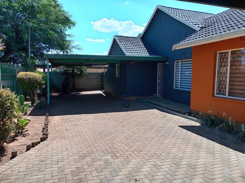 3 Bedroom Property for Sale in Groeneweide Gauteng